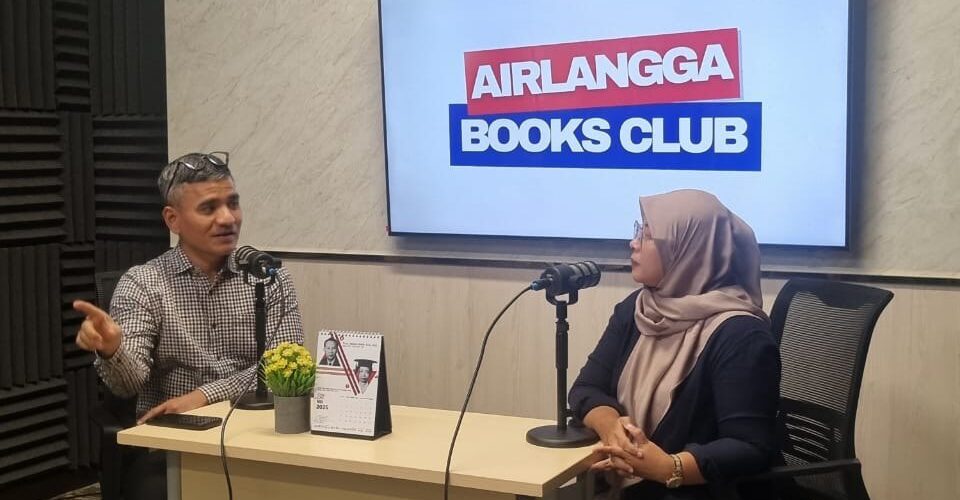 KPPU Bahas Dinamika Persaingan Usaha dalam Siniar di FH UNAIR