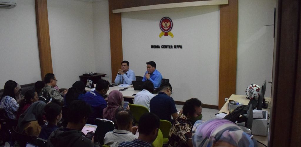 KPPU Gelar Forum Jurnalis Terkait Masker