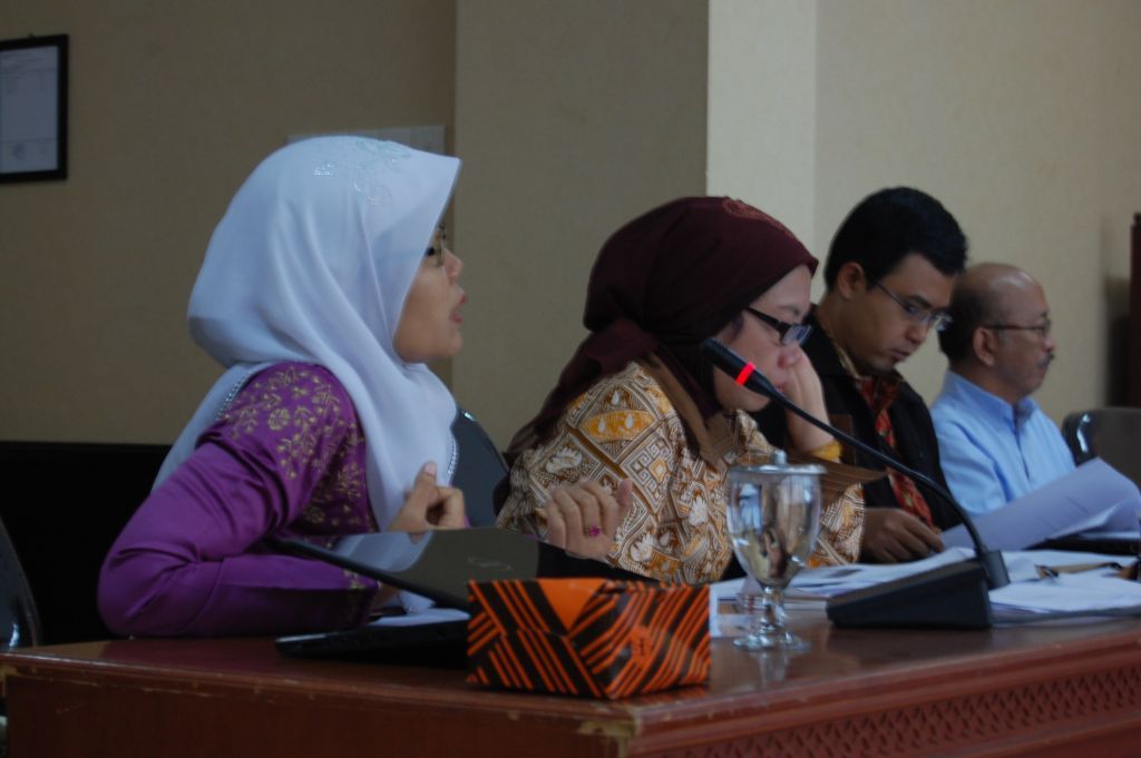 Perekonomian Indonesia 2012 dan Proyeksi Perekonomian Indonesia 2013