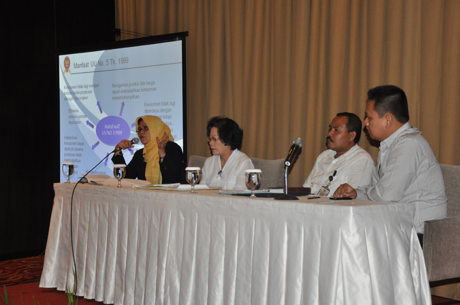 Seminar Persaingan Usaha di Palembang