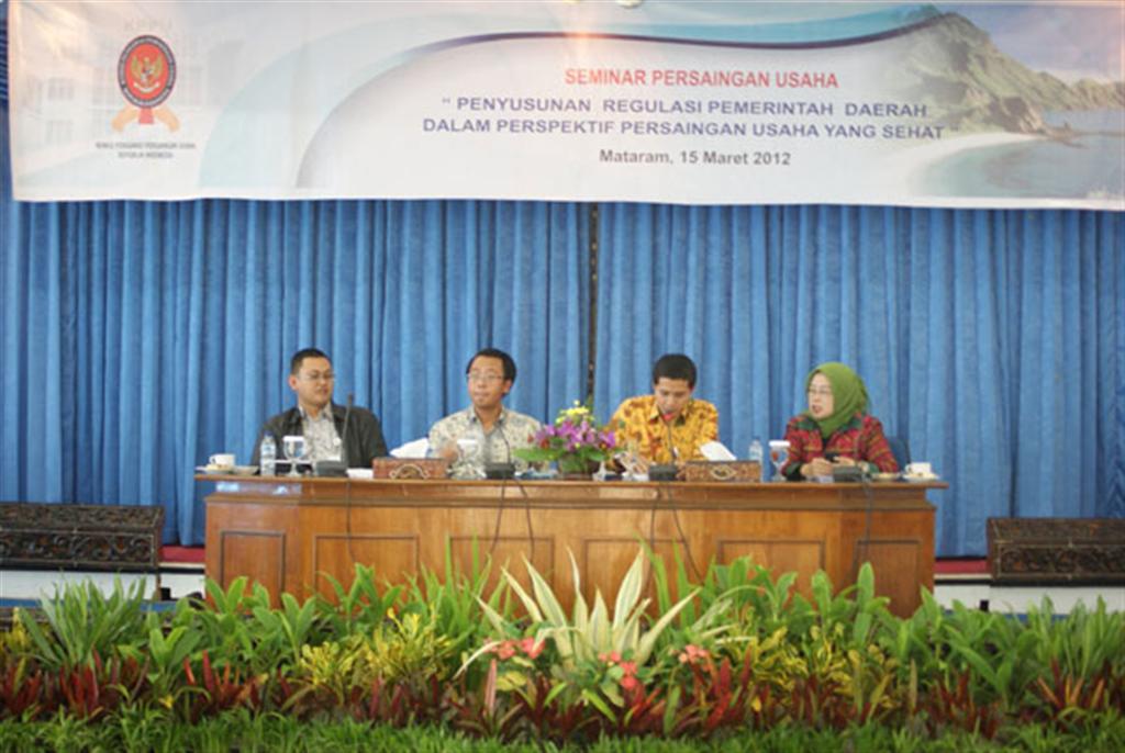 Seminar: Penyusunan Regulasi Pemerintah Daerah dalam Perspektif Persaingan Usaha yang Sehat