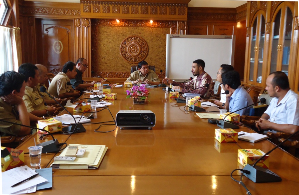 KPD KPPU Batam Kaji Bisnis Karet di Jambi