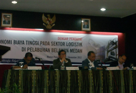 Ekonomi Biaya Tinggi pada Sektor Logistik di Pelabuhan Belawan Medan