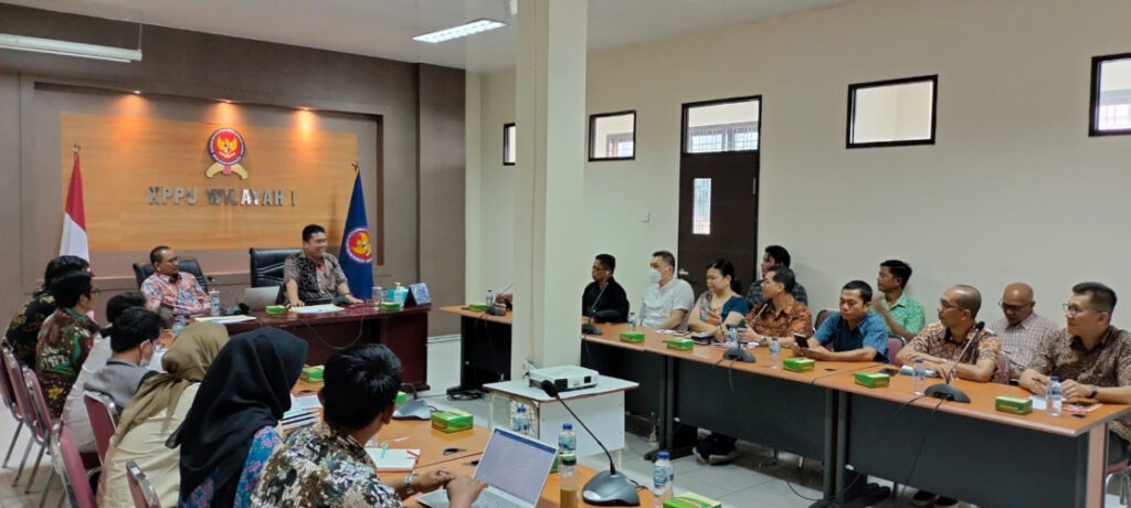 Tanggapi Kenaikan Harga Daging Ayam dan Telur, KPPU Kanwil I Gelar Forum Group Discussion (FGD) dengan Perusahaan Peternakan Ayam dan Distributor Telur