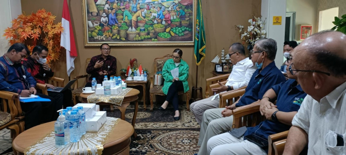 Kanwil I KPPU Menggelar Rapat Kenaikan Harga Tiket Penyeberangan dari Batam ke Singapura dengan Asosiasi Pelaku Usaha Pariwisata Batam